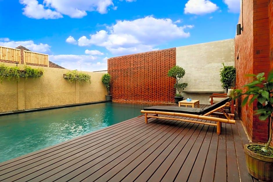 Dante Guest House by OYO