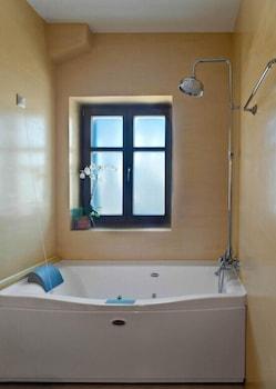 Haones Suites