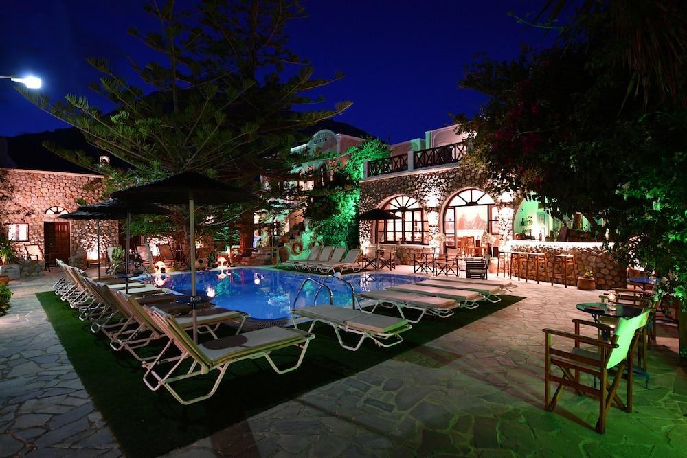 Philoxenia Villas