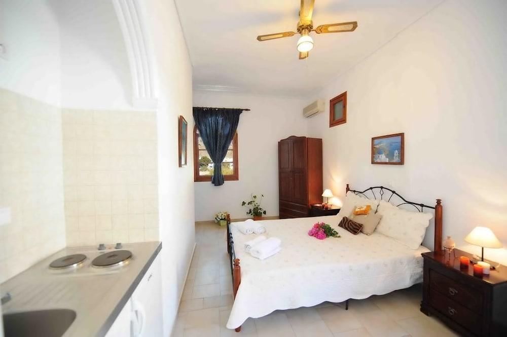 Philoxenia Villas
