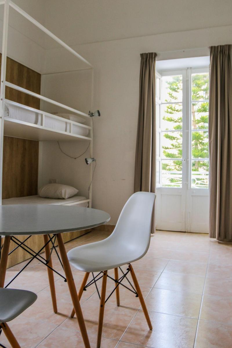 Inhawi Hostel
