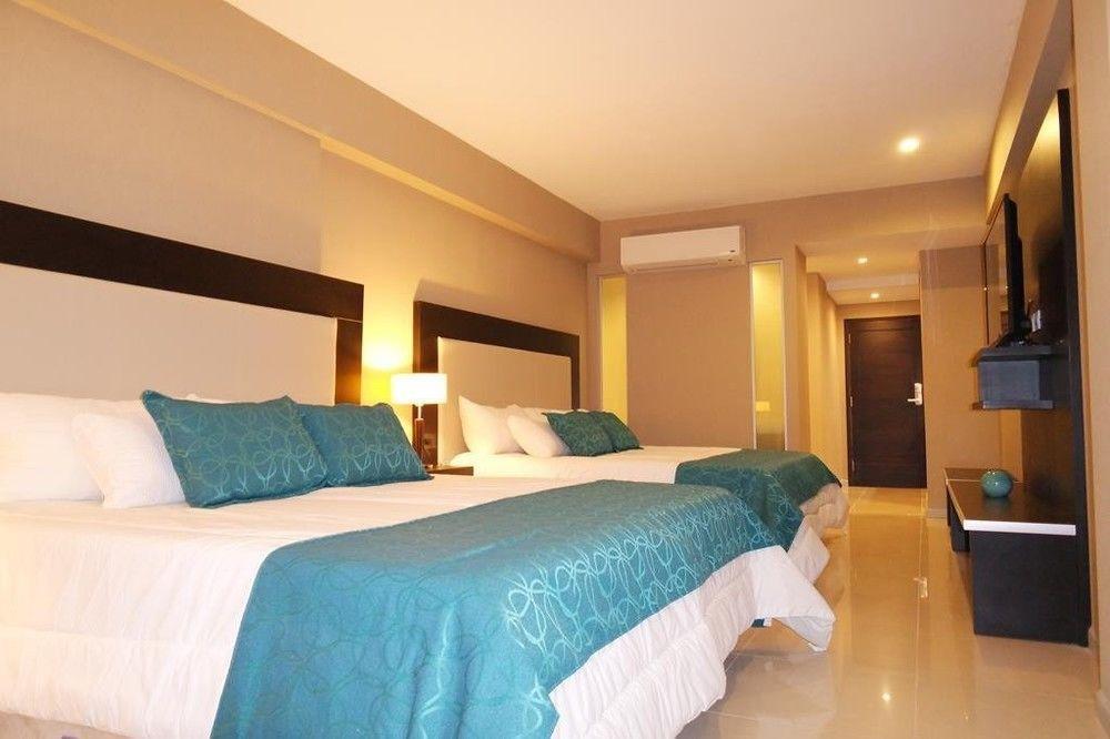 Arena Resort