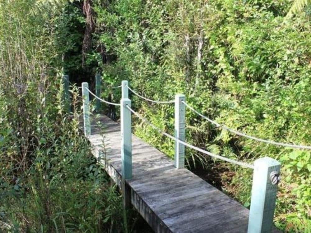 Omau Settlers Lodge