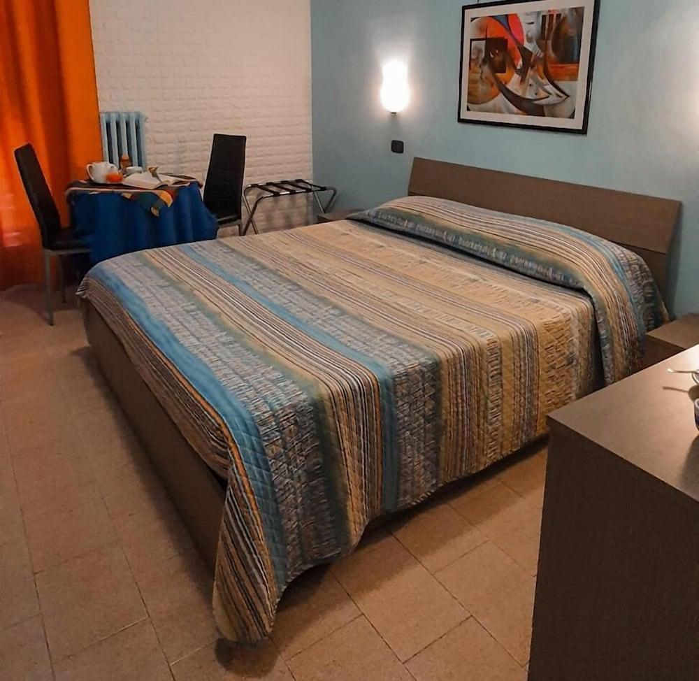 Hotel Mediterraneo
