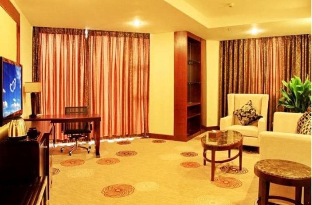 Langzhong Grand