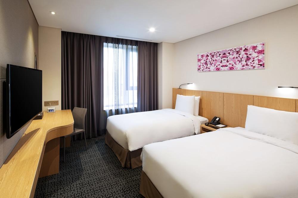 Tmark Grand Hotel Myeongdong