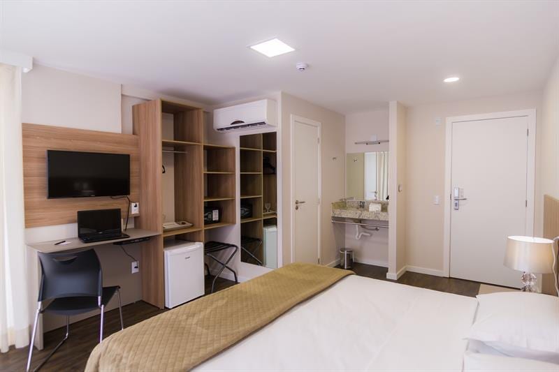 Innovare Slim Hotel