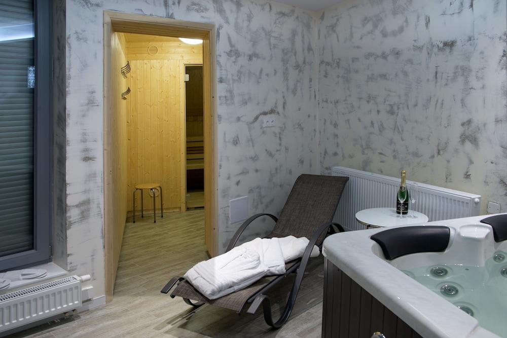 Hotel Koruna