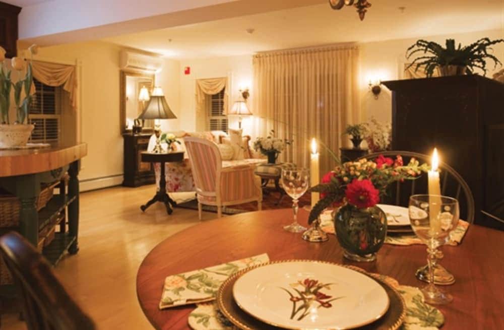 Belfast Bay Inn