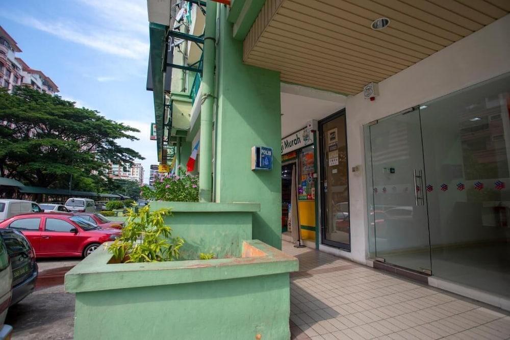 Hashtag 12 Boutique Hotel