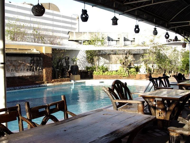 Petchkasem Grand Hotel