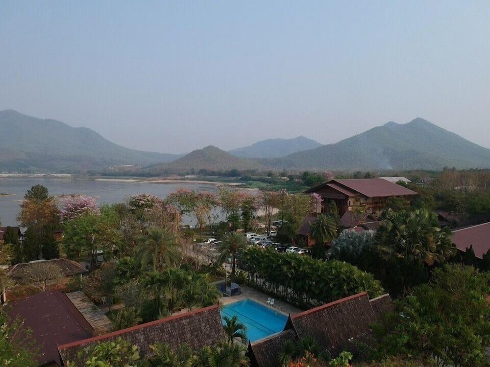 Chiang Khan Hill Resort