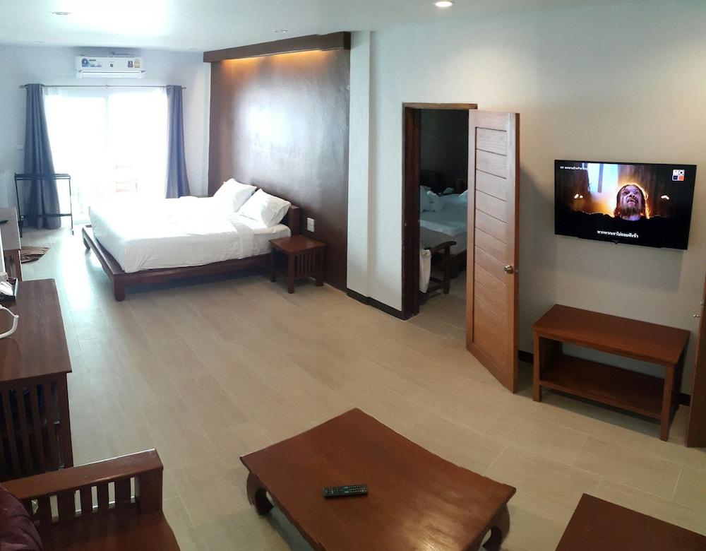 Chiang Khan Hill Resort