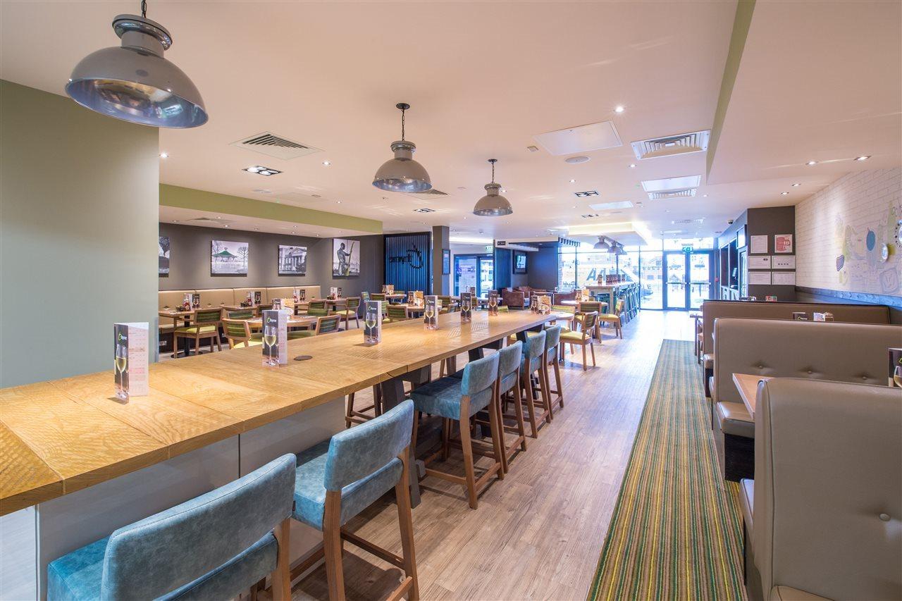 Premier Inn Basingstoke Town Centre