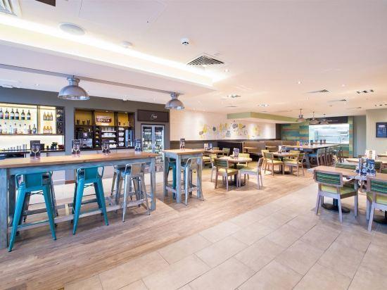 Premier Inn Basingstoke Town Centre