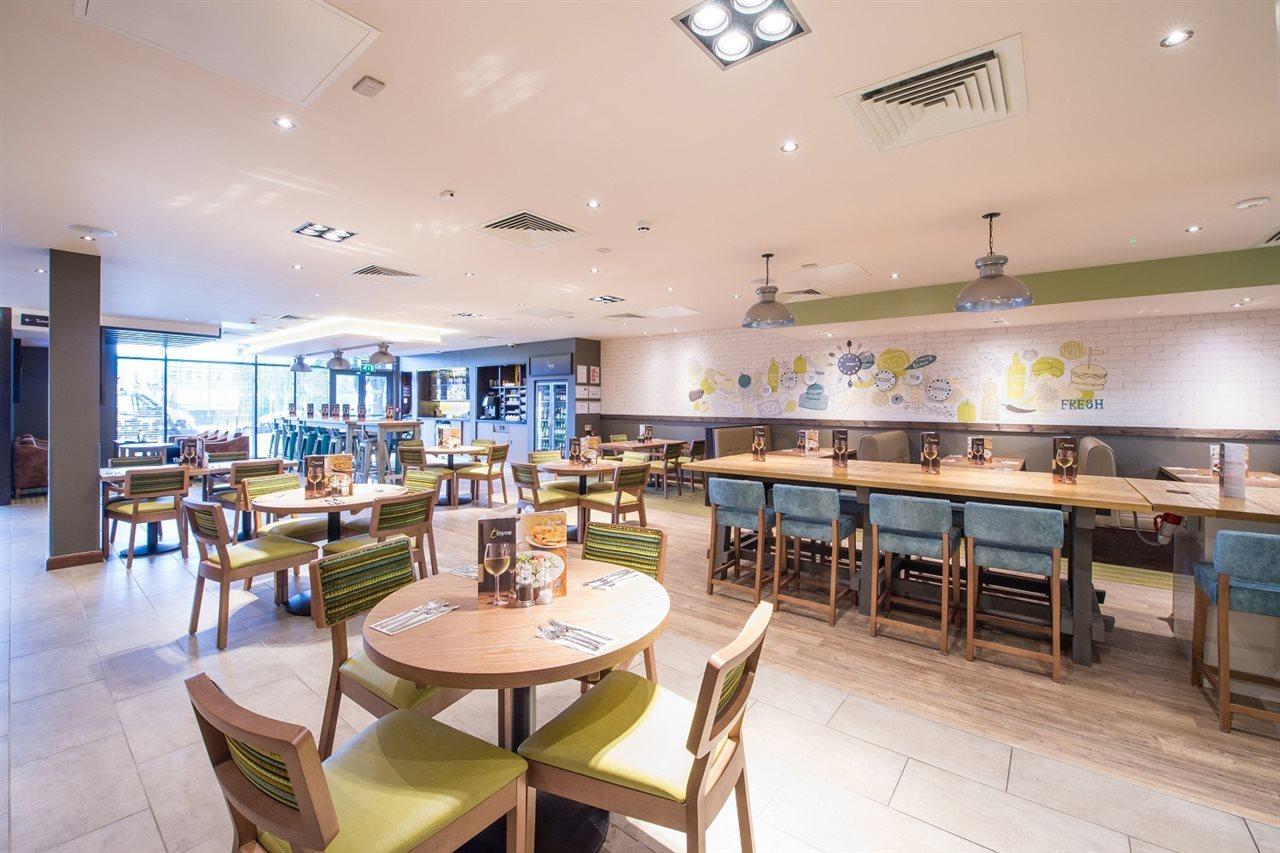 Premier Inn Basingstoke Town Centre