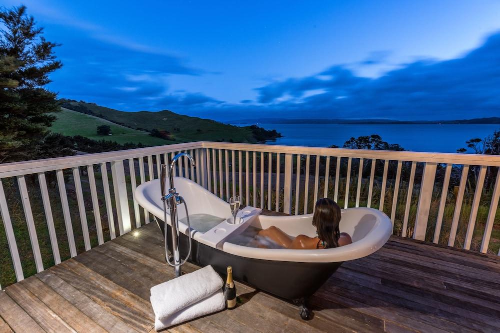 Woodside Bay Estate