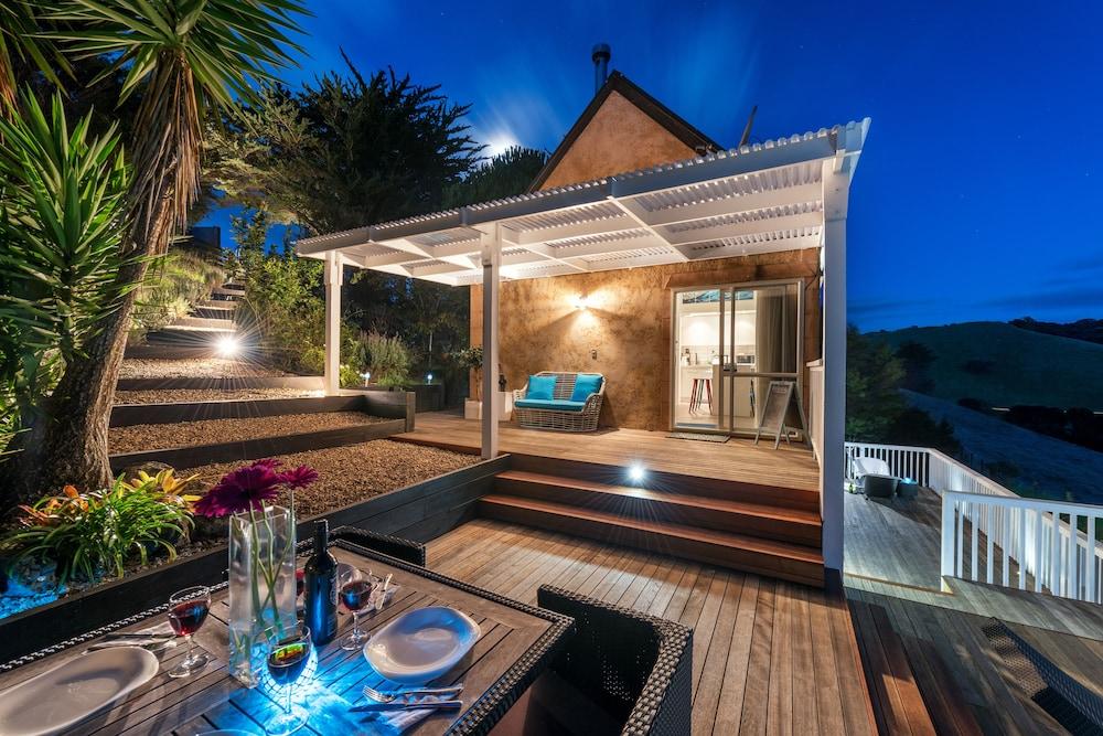 Woodside Bay Estate