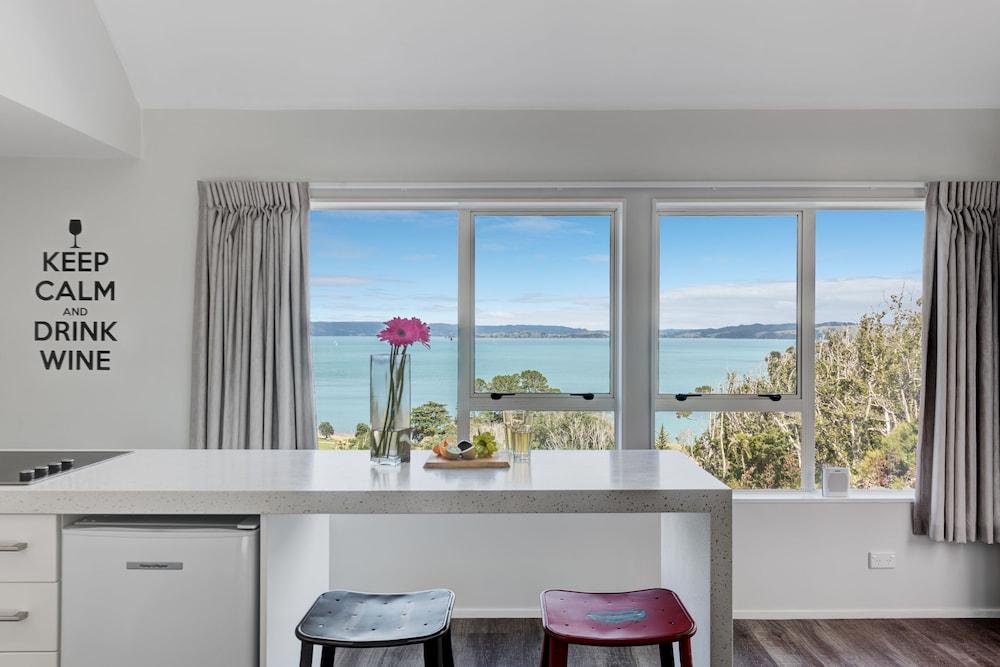 Woodside Bay Estate