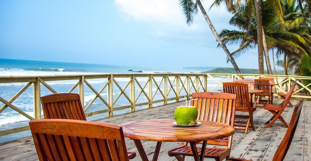 Anomabo Beach Resort