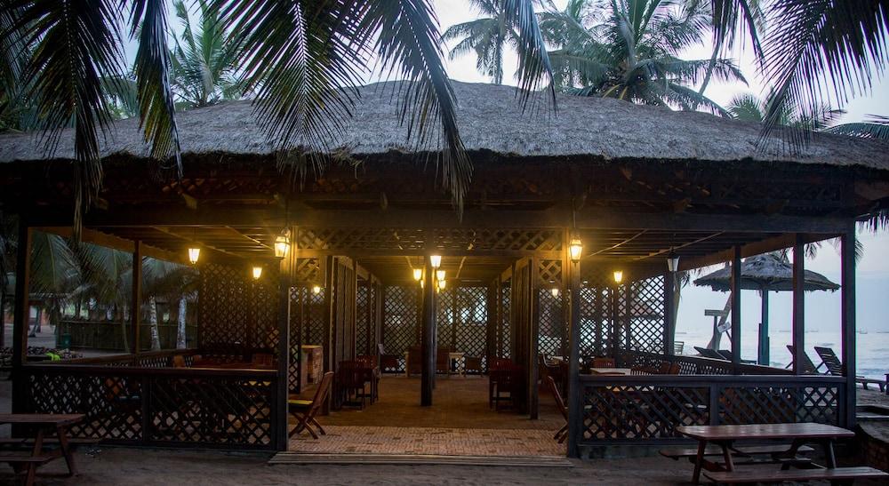 Anomabo Beach Resort