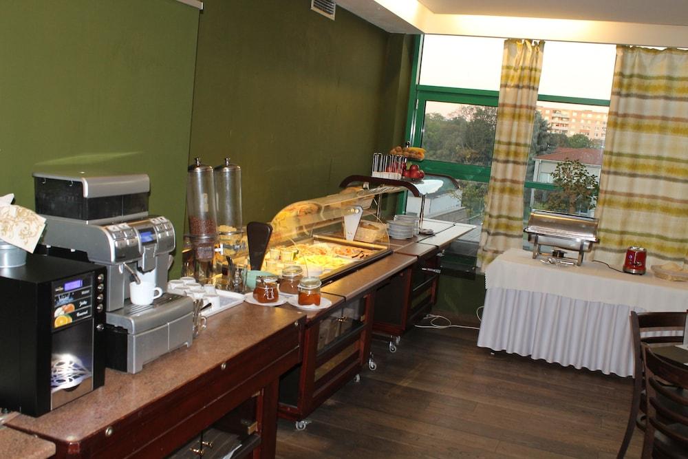 Hotel Sprectrum