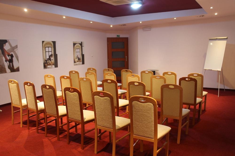 Hotel Sprectrum