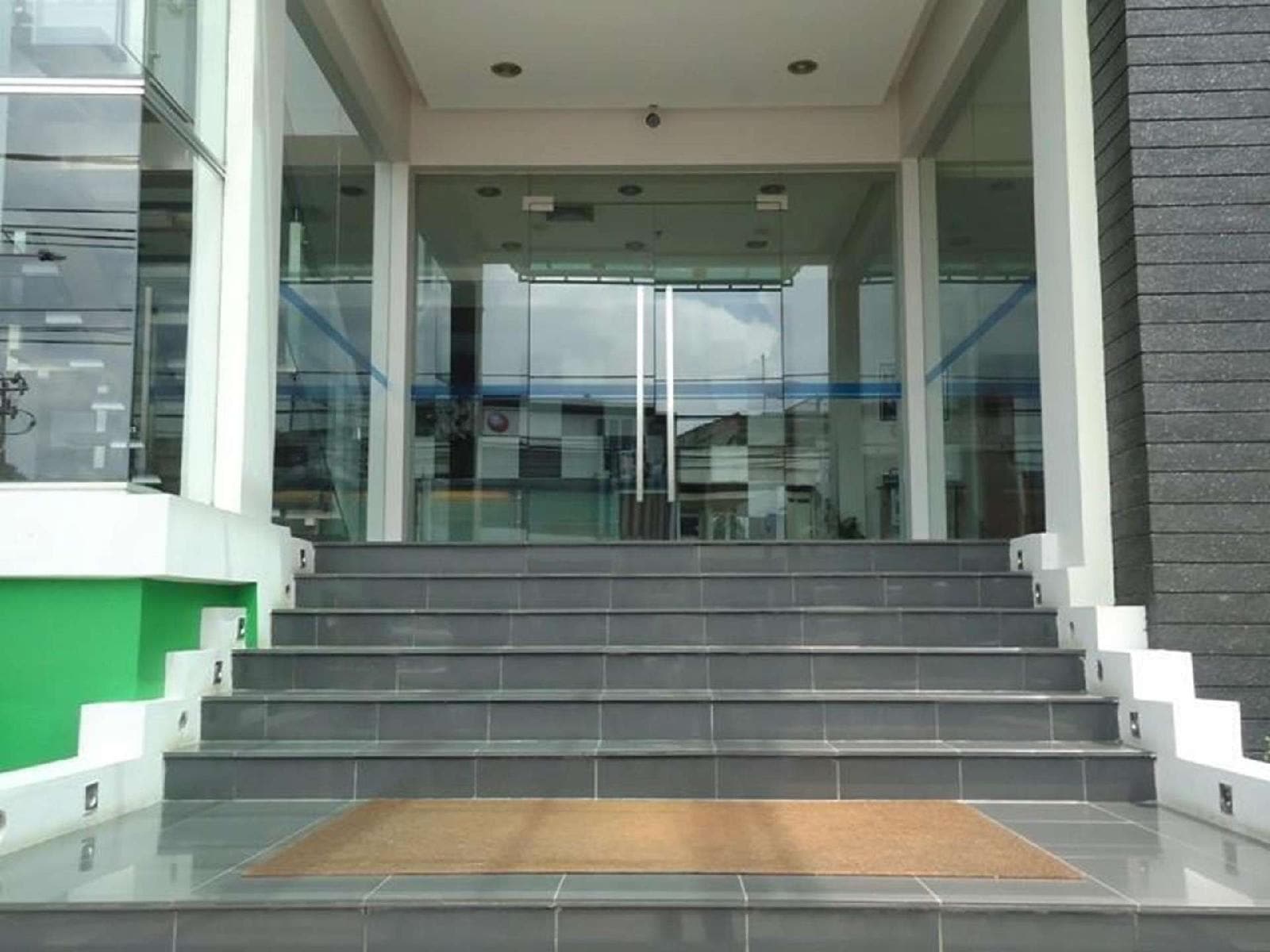 Cosmo Jambi