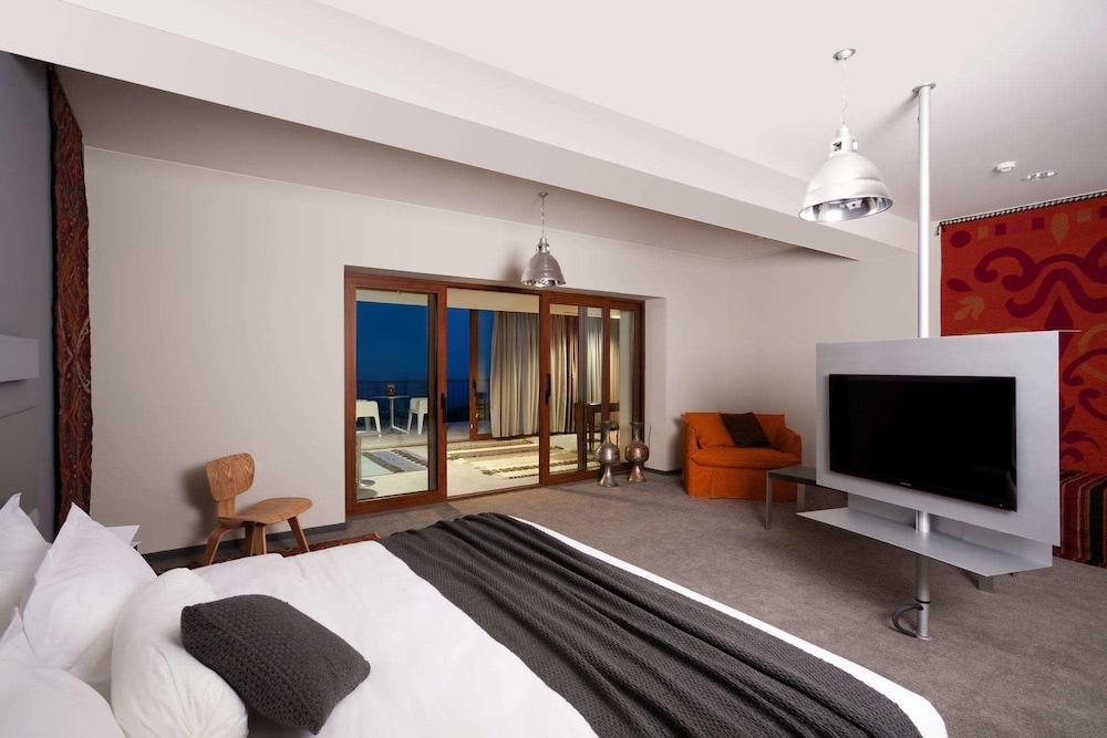 Hotel Kabadoni
