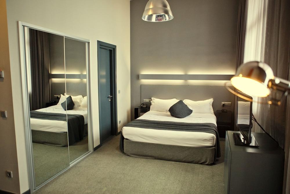 Hotel Kabadoni