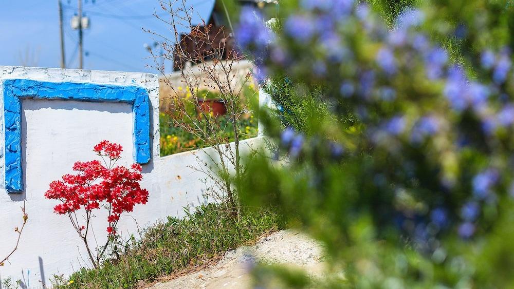 Santorini-N Pension