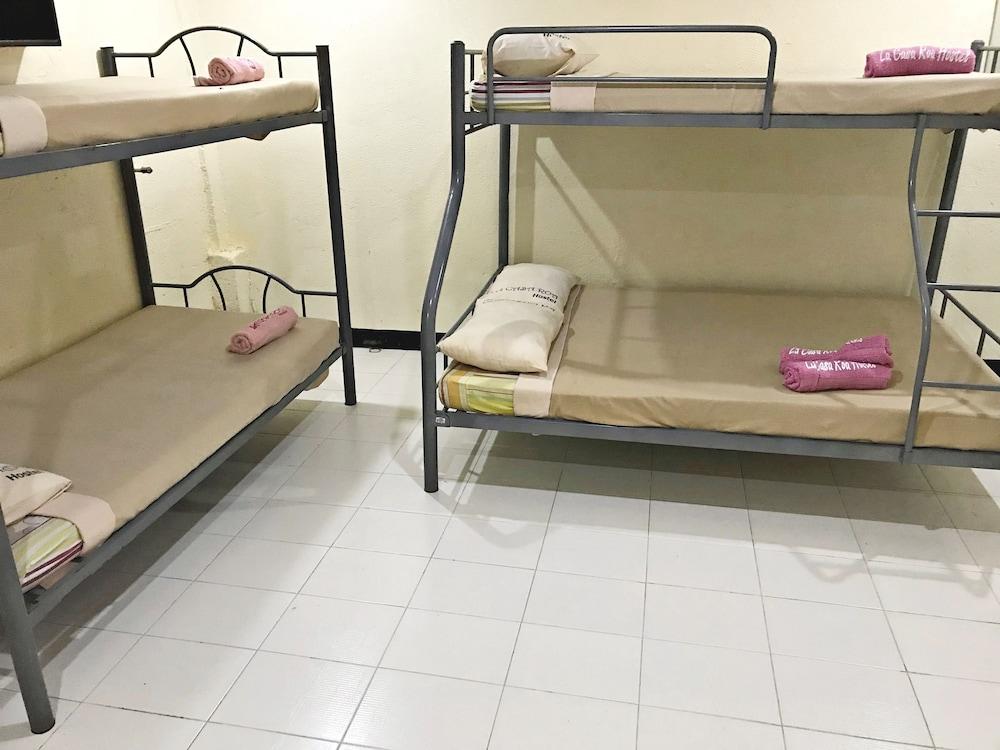 La Casa Roa Hostel