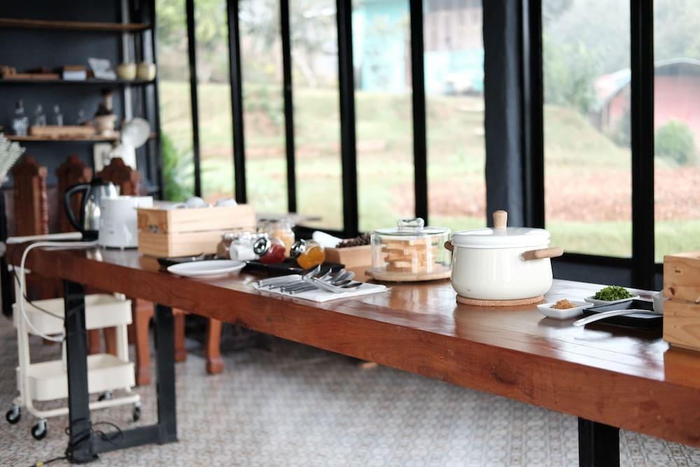 Mok Far Mont Ngo Resort