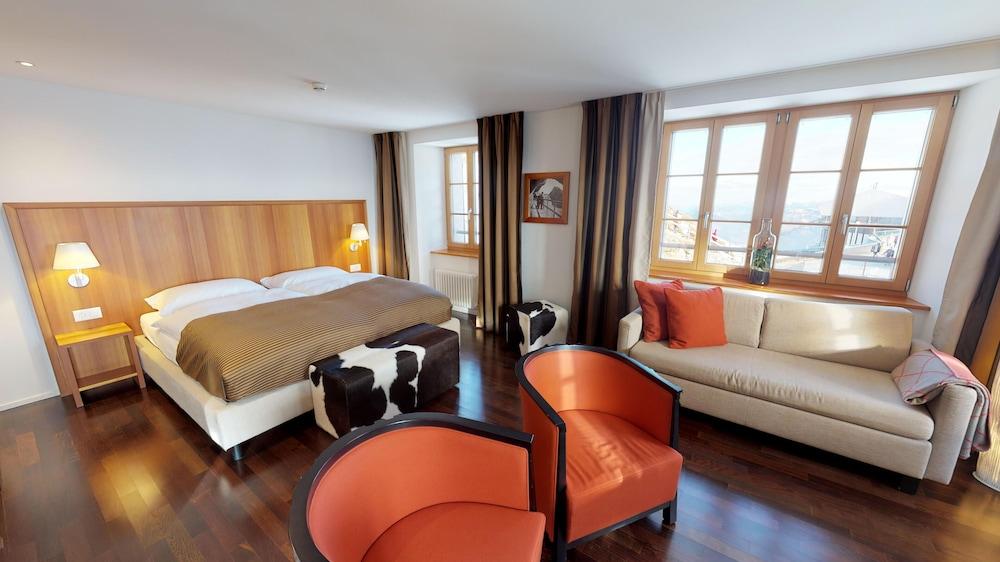 Hotel Bellevue & Hotel Pilatus-Kulm