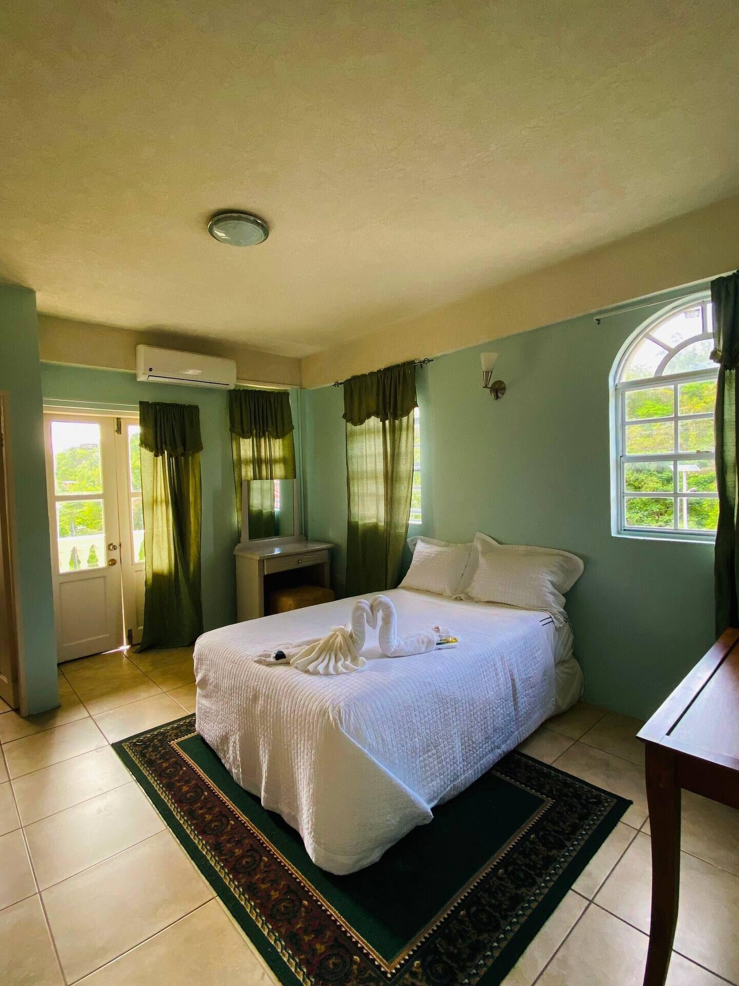 Rejens Hotel