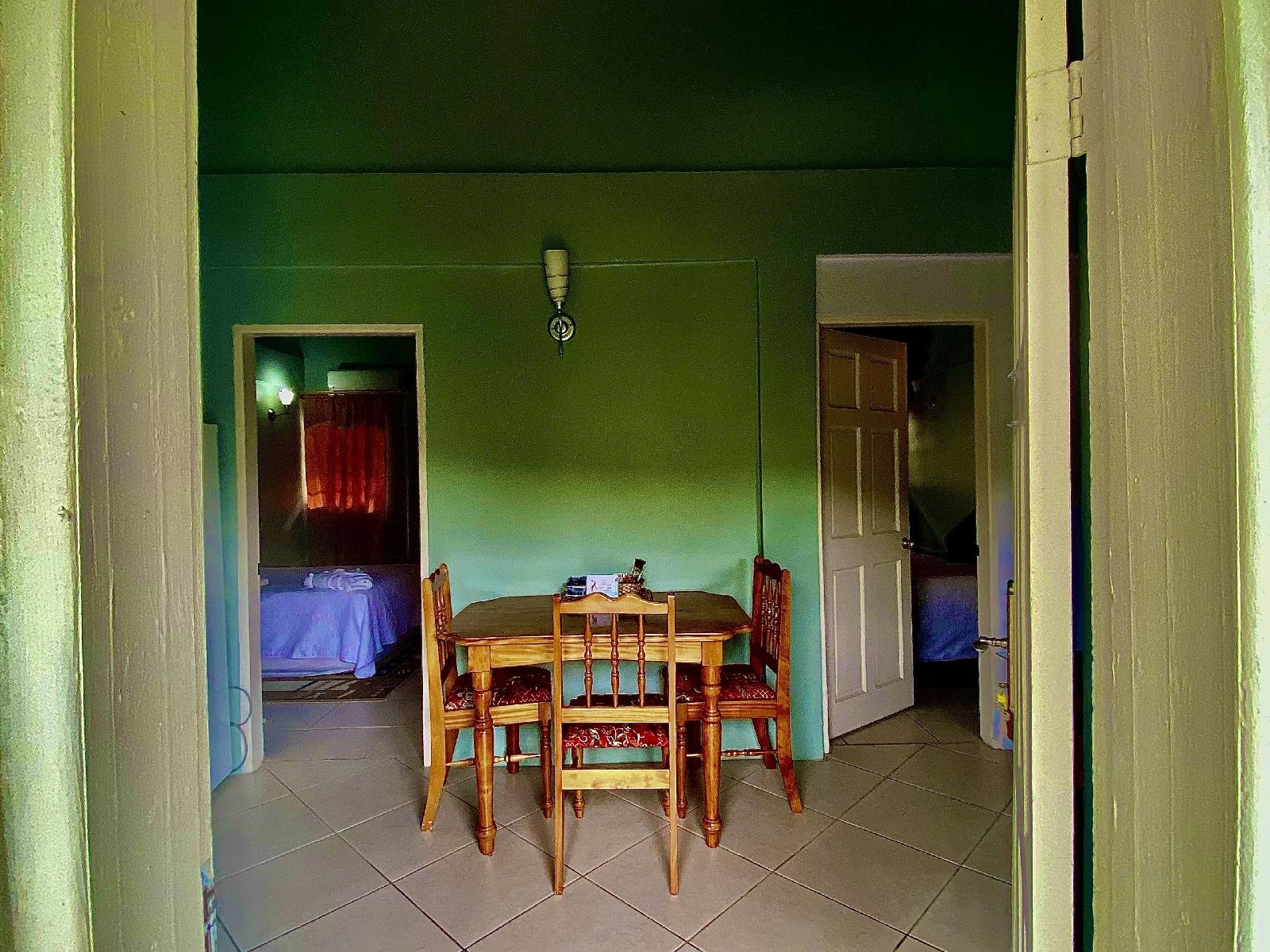 Rejens Hotel