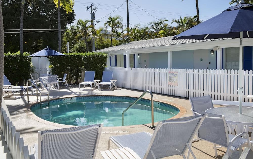 Southwinds Motel