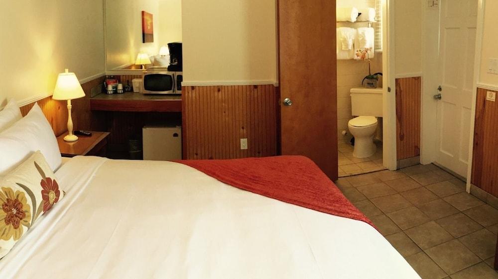 Southwinds Motel