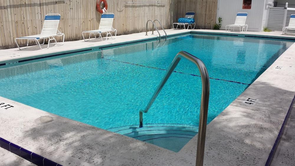 Southwinds Motel