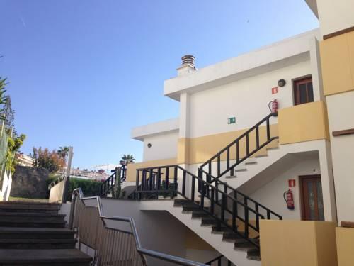 Los Papagayos Apartamentos