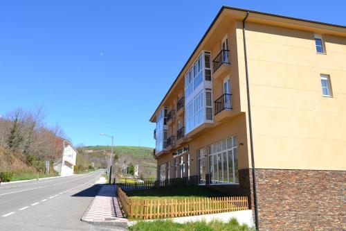 Pensión Albergue Lemos