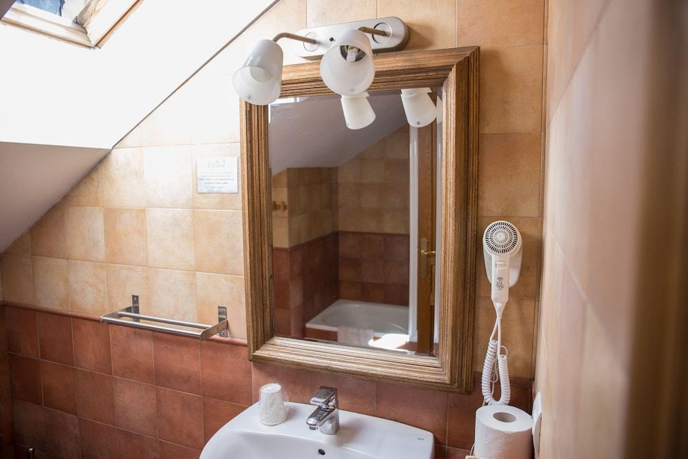 Hostal La Tintorería