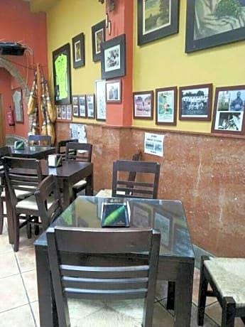 Hotel Meson El N£mero Uno