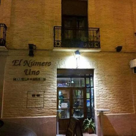 Hotel Meson El N£mero Uno