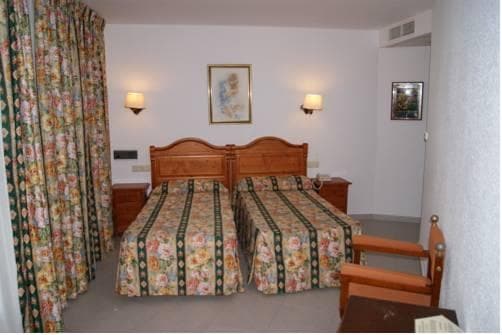 Hotel Pozo Del Duque II