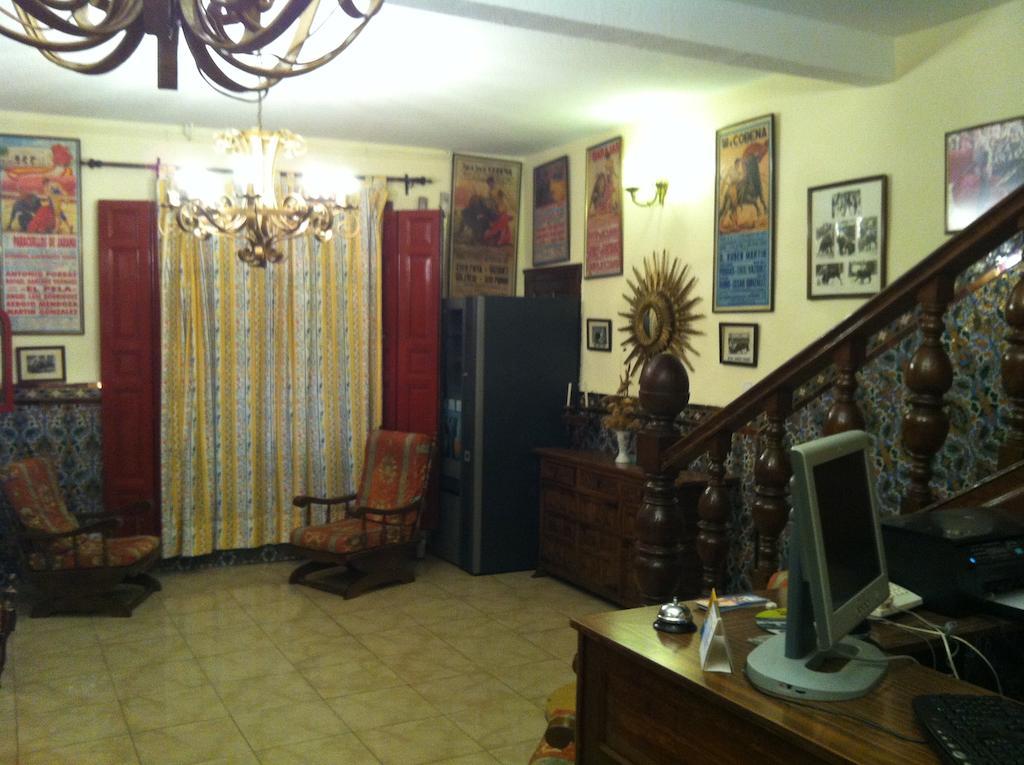 Hostal Paracuellos