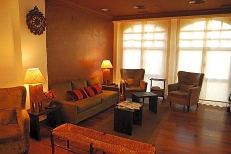 Hotel Iguareña