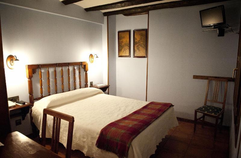 Hostal Santa Águeda