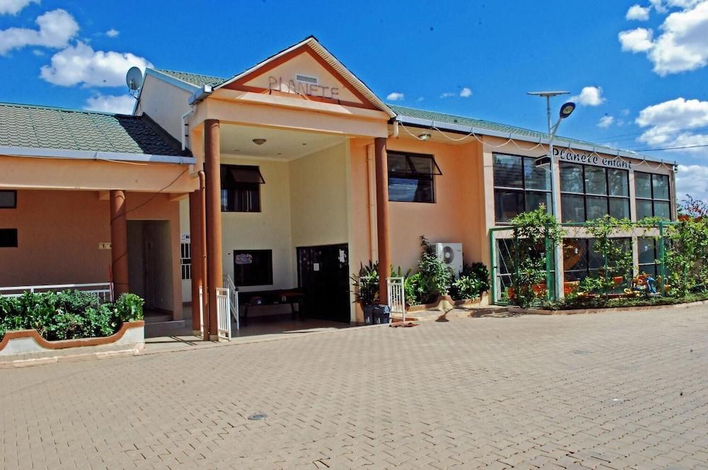 The Big 5 Hotel