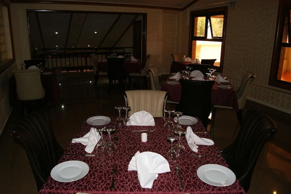 The Big 5 Hotel